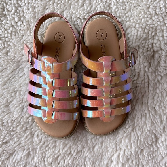 Cat and Jack toddler Sandals - Picture 2 of 4